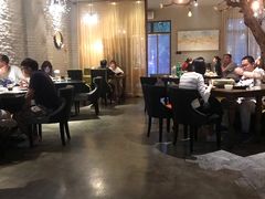 大堂-梧桐树下(云锦世家店)