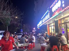 -杨家崴子碳缸烧烤(东三马路店)