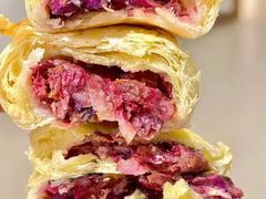 -潘祥记鲜花饼(昆明长水国际机场店)