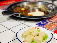 -贤合庄卤味火锅(济南泉城路店)