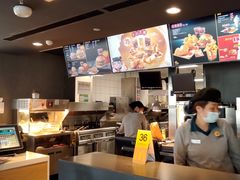 -麦当劳(华亚广场店)