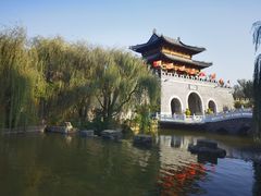 -雪山彩虹谷景区