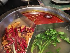-廖掌柜·重庆鲜货火锅(上海首店)