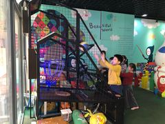 -上海市虹口区青少年活动中心(欧阳路)