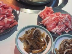 -潮牛岛·潮汕鲜切牛肉自助火锅(无锡首店)