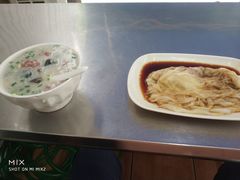 -源记肠粉(华贵路店)