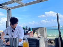 -瑰丽酒店·海吧·天际下午茶·现场DJ·天台酒吧