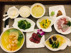 -馨月汇·一悦馨香月子中心(前滩店)