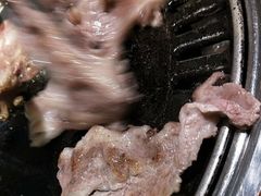 -唯成•韩国炭火烤肉 유성고기