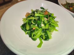 -鱼鲜饭香·招牌汽锅剁椒鱼头王