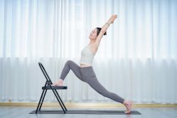 -亚太瑜伽普拉提学院