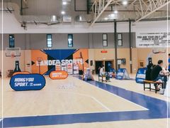 -莱茵体育生活馆