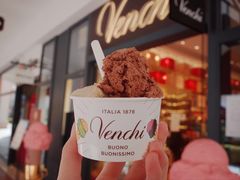 -VENCHI 闻绮(上海佛罗伦萨小镇店)