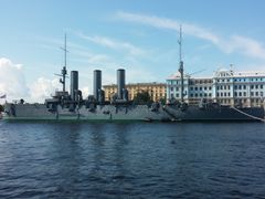 -阿芙乐尔号巡洋舰