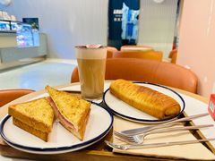 -LAVAZZA拉瓦萨咖啡(仁恒梦中心店)