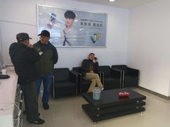 等候区-华为授权服务中心(普陀武宁路)