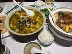 -江城小馆陕南妈妈菜·全球旅行餐厅(钟楼店)