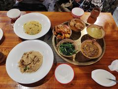 -岗底斯尼泊尔餐厅(万达店)