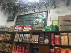 -香猪美食(中心店)