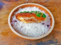 -鲤鱼塘农家山庄