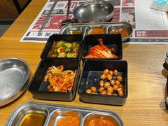 -青瓦炭韩潮烤肉(花园道店)