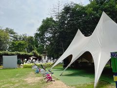 -龙凤山庄影视度假村
