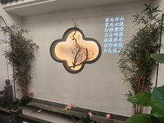 -徽镇小厨·经典徽菜(十里河店)