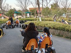 -季高兔窝窝亲子园(上海薰衣草公园店)