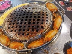 -唯成•韩国炭火烤肉 유성고기