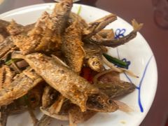 -芦茨金富饭庄·25年老字号·专做稻草鸡