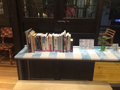 -猫的天空之城概念书店(杭州南宋御街店)