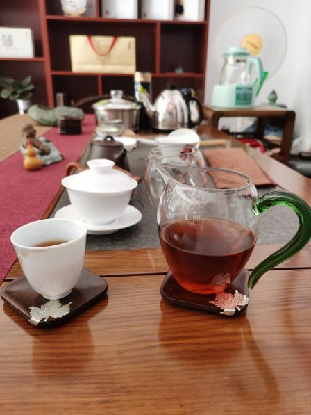 环境精致典雅,适合三五朋友喝茶畅谈,茶香四溢还会光顾哦