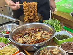 -赵美丽·重庆社区火锅·直营店(火车东站·中豪国际店)