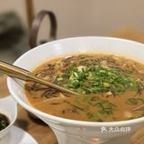 江桥老街的禅意餐厅！中式庭院+巨量菜品！