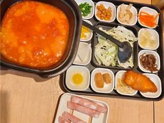 -阿香米线(华阳城店)