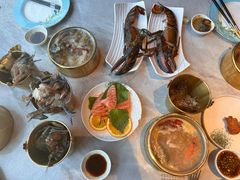 -雍容荟帝王蟹活龙虾展台自助(IFS黑金店)