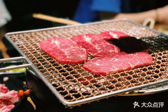 九田家果木烤肉(菱角湖万达店)黑牛牡蛎肉图片