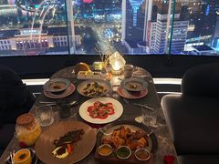 -Hi City·城市之巅