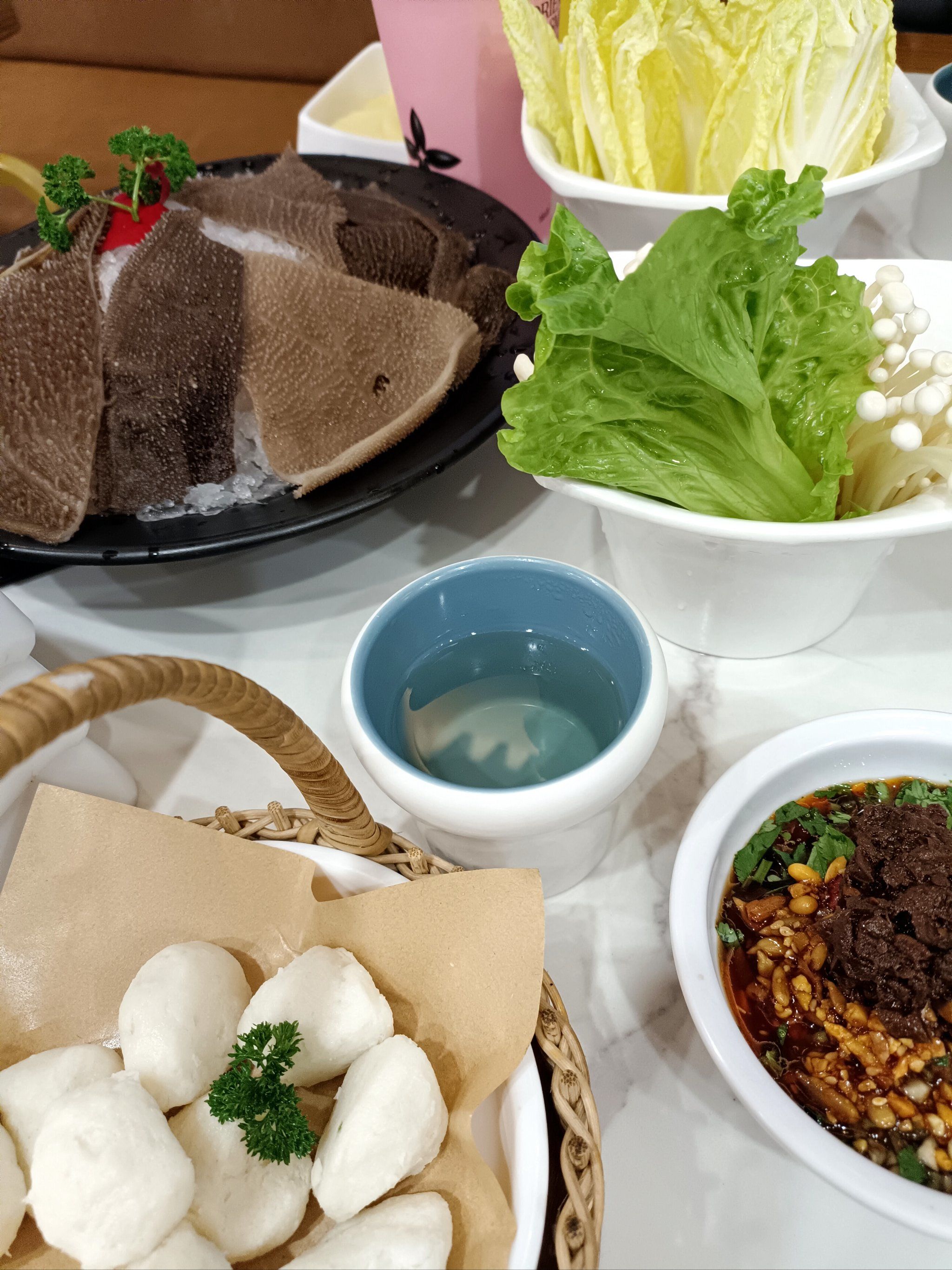 在太仓万达吃了这家鲜牛肉火锅,我们点的牛