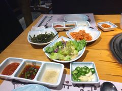 -唯成•韩国炭火烤肉 유성고기