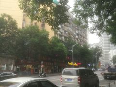 -江二娃串串香(科园四路总店)
