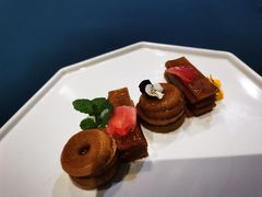 -荷风细雨·中国茶宴(碧云店)