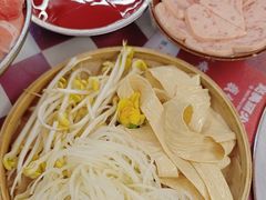 -赵美丽·重庆社区火锅·直营店(火车东站·中豪国际店)