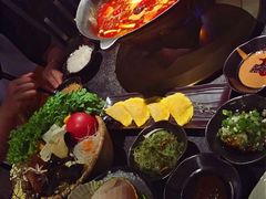 -湊湊火锅·茶憩(新中关购物中心店)