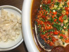 老坛剁椒鱼头-洞庭渔人(沙湾店)