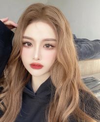 -东方美妍小鹏造型