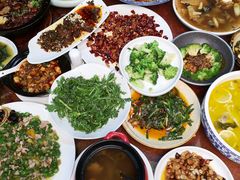 -万重锦·人文川菜馆(骡马市店)