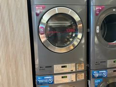 -桔子酒店(上海西藏北路地铁站店)