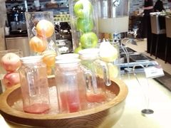 -乐咖啡西餐厅(太湖皇冠假日酒店)
