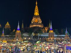 -东南亚风情赶摆街夜市